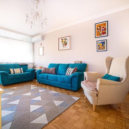 Sava Centar 1-Bedroom Apartments In The Heart Of New Белград Экстерьер фото