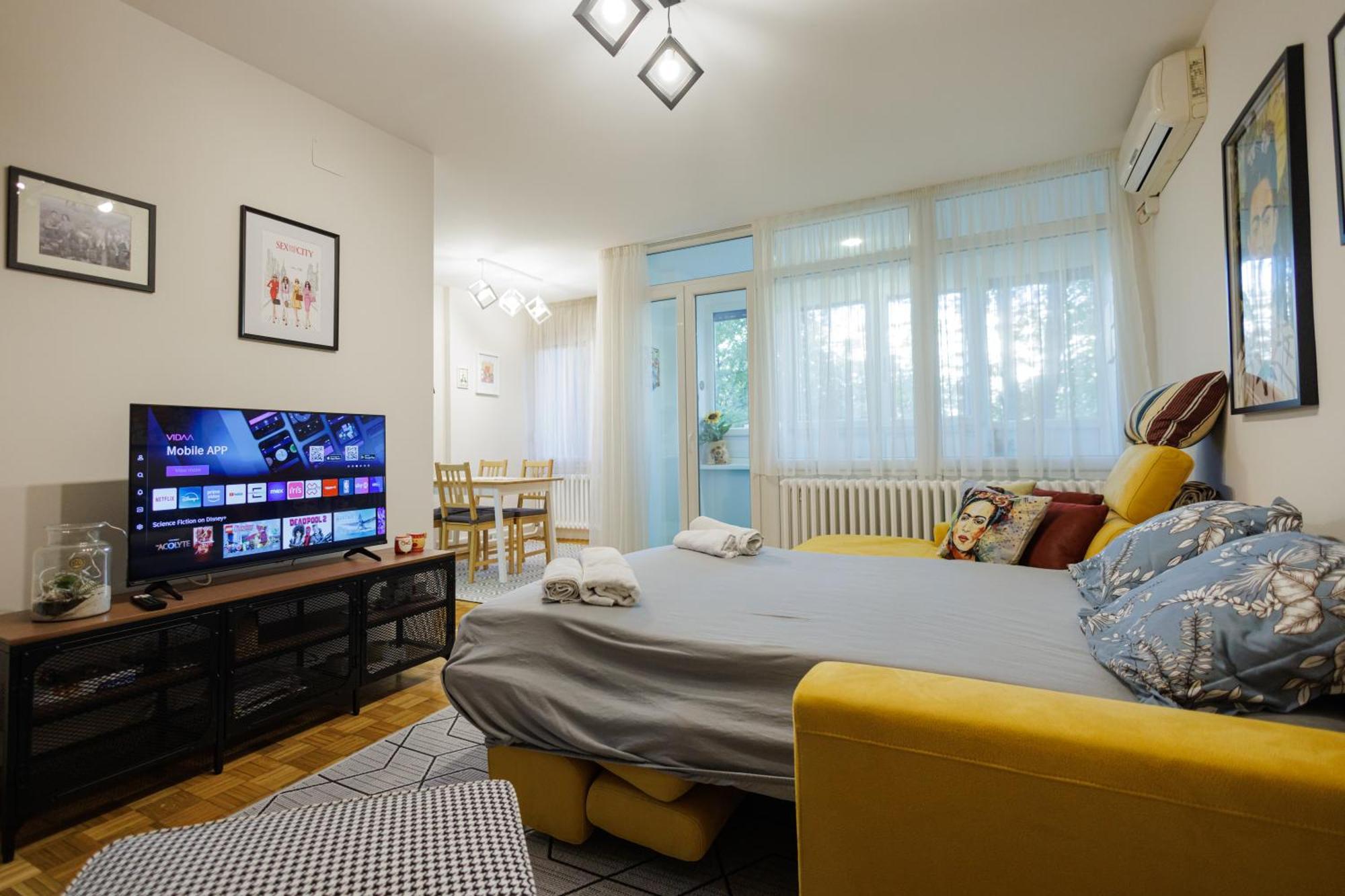Sava Centar 1-Bedroom Apartments In The Heart Of New Белград Экстерьер фото